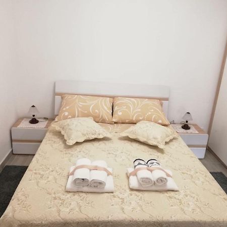 Apartment White 普拉 外观 照片