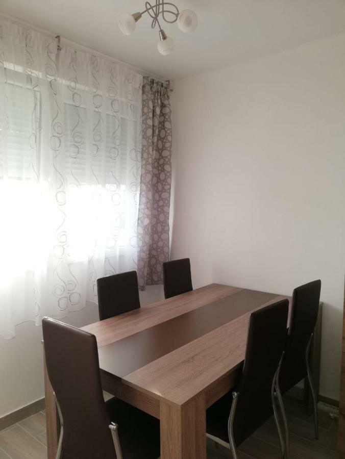 Apartment White 普拉 外观 照片